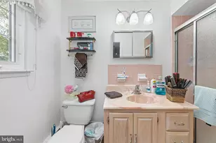 573 Hammond Dr, Yardley, PA 19067 - Photo 16