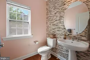 18 Beechwood Blvd, Feasterville-Trevose, PA 19053 - Photo 20