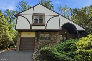 718 Bridgeview Rd, Feasterville-Trevose, PA 19053 - Photo 2