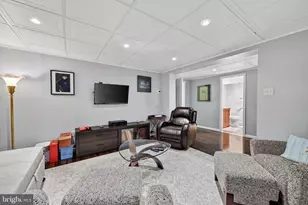 389 W Palmer St, Morrisville, PA 19067 - Photo 24
