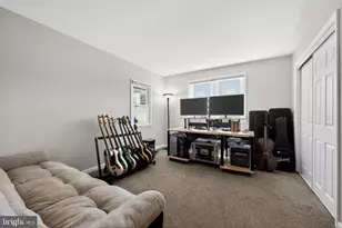 88 Cobalt Cross Rd, Levittown, PA 19057 - Photo 20