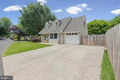 2083 Palmer Avenue, Bristol, PA 19007 - Photo 4