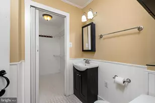 204 E Washington Ave, Newtown, PA 18940 - Photo 40