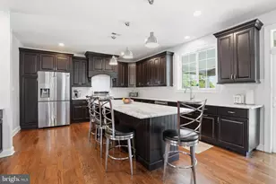 9 Walnut Wy, Langhorne, PA 19047 - Photo 8