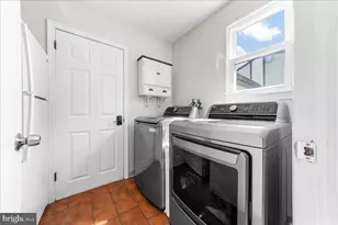 103 Grove Cir, Chalfont, PA 18914 - Photo 36