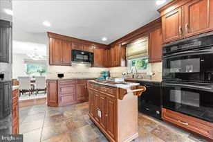 103 Grove Cir, Chalfont, PA 18914 - Photo 14