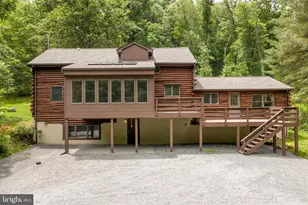 3591 Dogwood Ln, Riegelsville, PA 18077 - Photo 2
