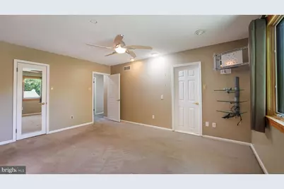 1815 Cynthia Lane, Feasterville-Trevose, PA 19053 - Photo 18