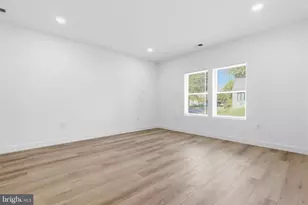 315 Westminster Ave, Bristol, PA 19007 - Photo 20