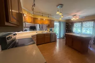 418 Welsford Rd, Fairless Hills, PA 19030 - Photo 8