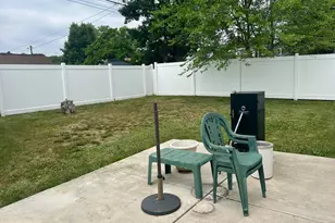 2513 Laurel Dr, Bristol, PA 19007 - Photo 20