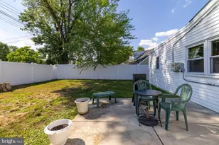 2513 Laurel Dr, Bristol, PA 19007 - Photo 22