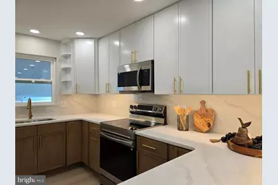 10 Linden Lane, Levittown, PA 19054 - Photo 6