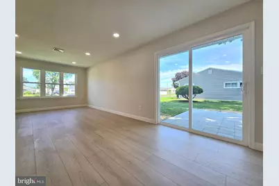 10 Linden Lane, Levittown, PA 19054 - Photo 16