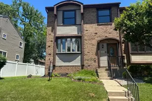 1051 Bolton Ct, Bensalem, PA 19020 - Photo 2