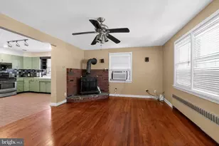 316 E Walnut St, Perkasie, PA 18944 - Photo 4