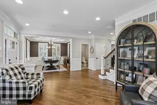 301 Nottingham Pl, Chalfont, PA 18914 - Photo 12