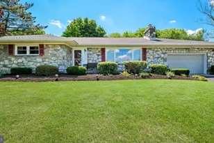 1727 Rickert Rd, Perkasie, PA 18944 - Photo 2