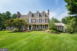 12 Crestwood Cir, New Hope, PA 18938 - Photo 1