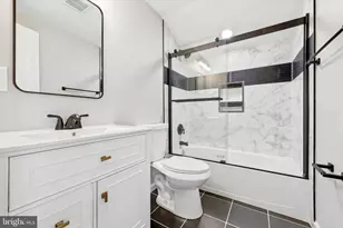 101 Kingwood Ln, Levittown, PA 19055 - Photo 8