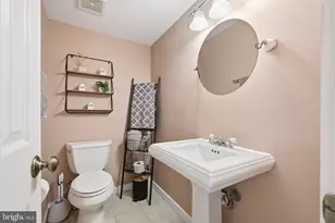 2044 E Wellington Rd, Newtown, PA 18940 - Photo 18
