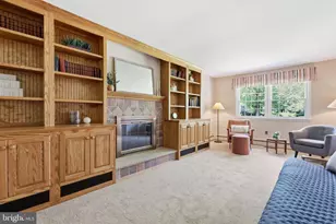 949 Queens Dr, Yardley, PA 19067 - Photo 6