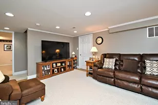 6073 Mark Cir, Bensalem, PA 19020 - Photo 52