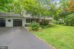 122 Brookside Dr, Feasterville-Trevose, PA 19053 - Photo 28