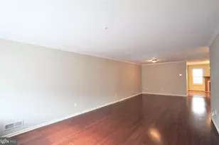 2607 Virginia Ln, Jamison, PA 18929 - Photo 2