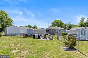 5602 Tremont St, Bristol, PA 19007 - Photo 24