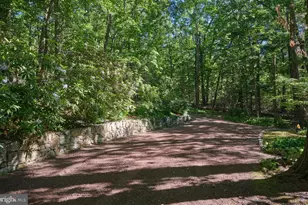 4831 Mountain Top W, New Hope, PA 18938 - Photo 2