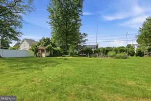 623 Lafayette St, Newtown, PA 18940 - Photo 36