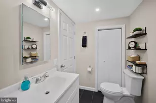 2203 Liberator St, Levittown, PA 19057 - Photo 22
