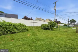 58 Trail Rd, Levittown, PA 19056 - Photo 28