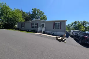 18 Woodedge Dr, Quakertown, PA 18951 - Photo 4