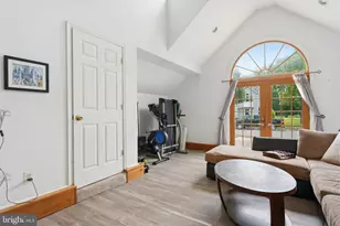2028 Chatham Dr, Bensalem, PA 19020 - Photo 14