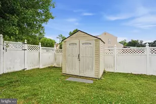 2028 Chatham Dr, Bensalem, PA 19020 - Photo 38