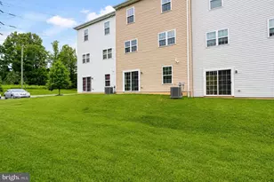 102 Master Ave, Feasterville-Trevose, PA 19053 - Photo 34