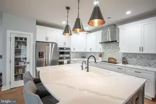 4853 Indigo Dr, Doylestown, PA 18902 - Photo 12