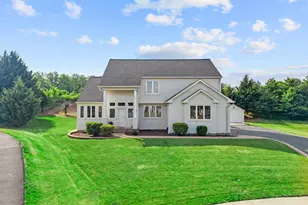 936 Longwood Ct, Chalfont, PA 18914 - Photo 2