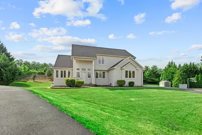 936 Longwood Court, Chalfont, PA 18914 - Photo 4