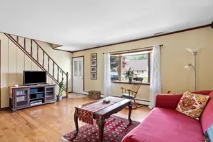 7 Misty Pine Rd, Levittown, PA 19056 - Photo 2