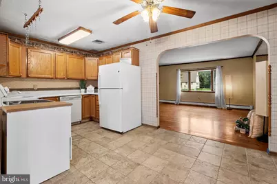 7 Misty Pine Road, Levittown, PA 19056 - Photo 6