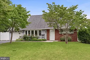 59 Quail Rd, Levittown, PA 19057 - Photo 1