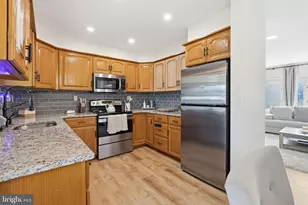 95 Cardinal Rd, Levittown, PA 19057 - Photo 18