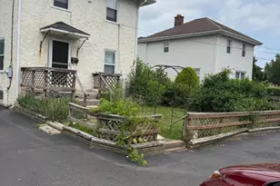 2240 College Ave, Bensalem, PA 19020 - Photo 2