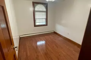 10 Middle Rd, Levittown, PA 19056 - Photo 8