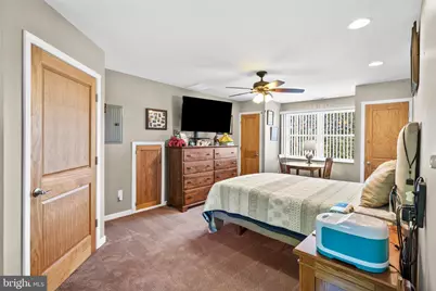 21 Red Rose Drive, Levittown, PA 19056 - Photo 48
