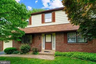 340 Hampton Drive, Feasterville-Trevose, PA 19053 - Photo 2