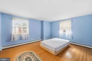 340 Hampton Dr, Feasterville-Trevose, PA 19053 - Photo 16